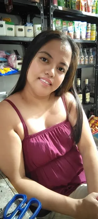Jennica, 33
