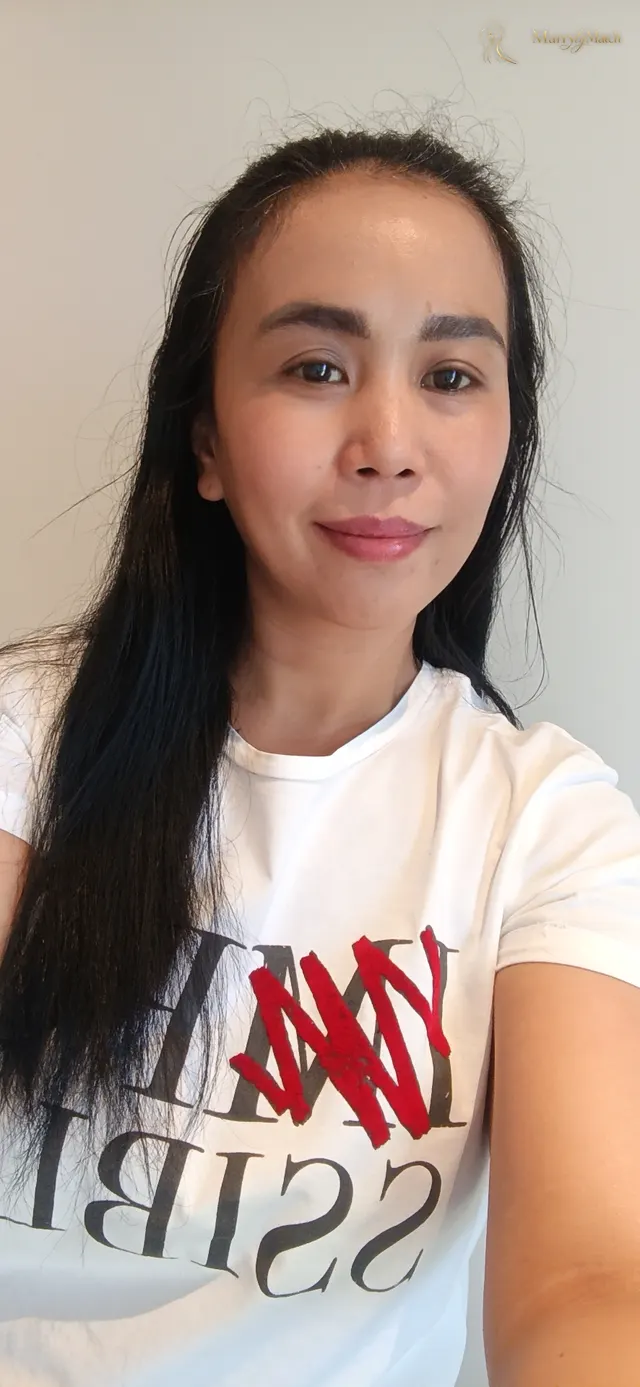 Lanie, 41