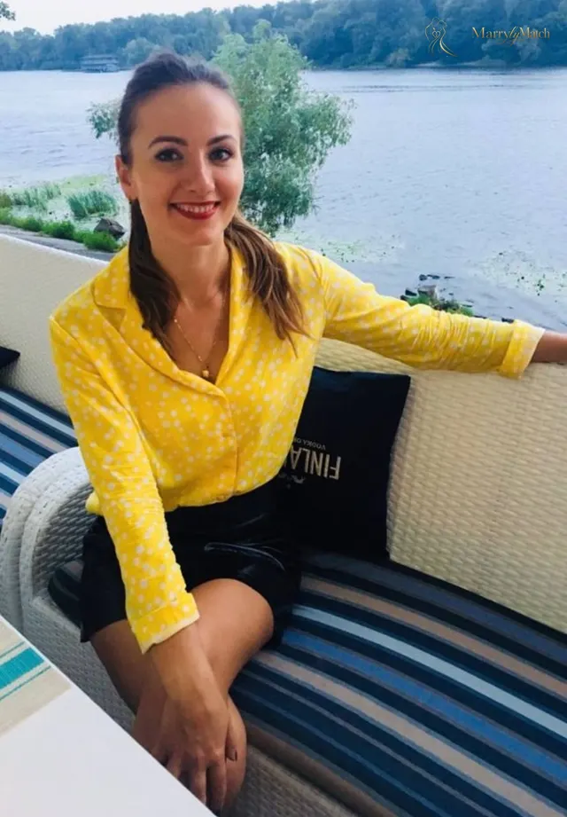 Another photo of Yana