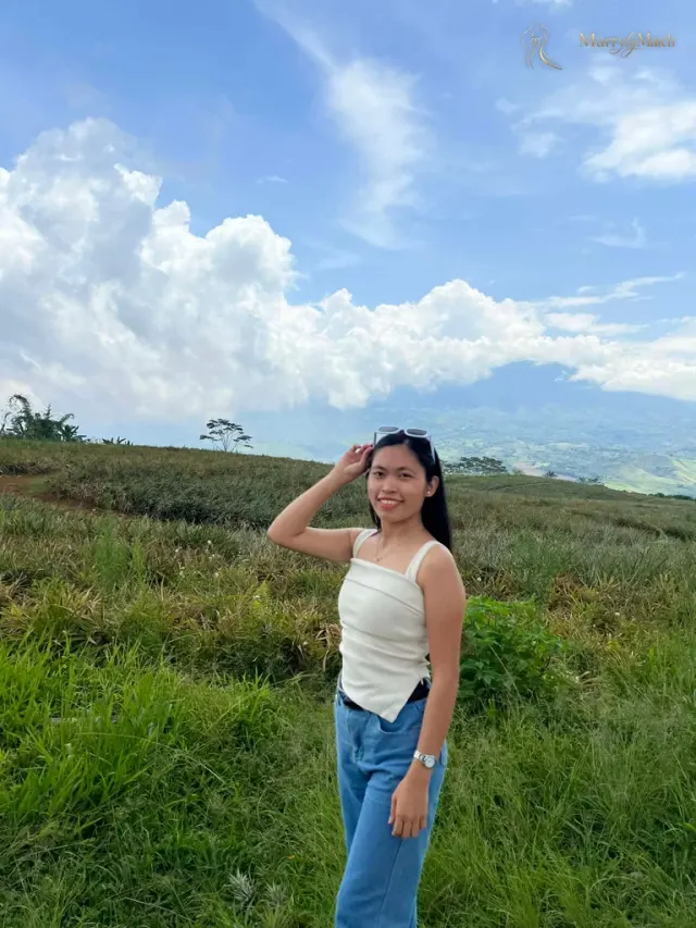 Jenilyn, 25