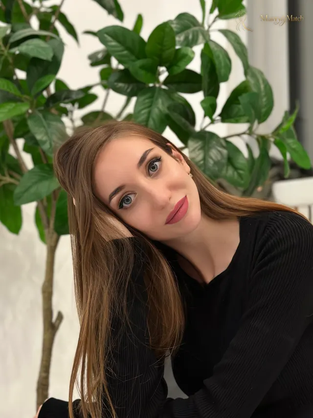 Another photo of Mariya