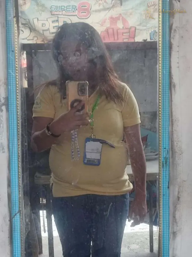 Another photo of Filipina