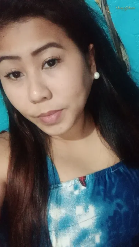 Another photo of Filipina
