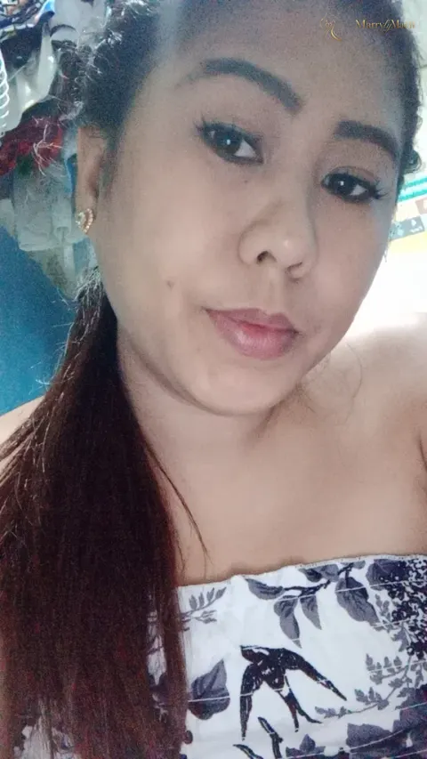 Another photo of Filipina