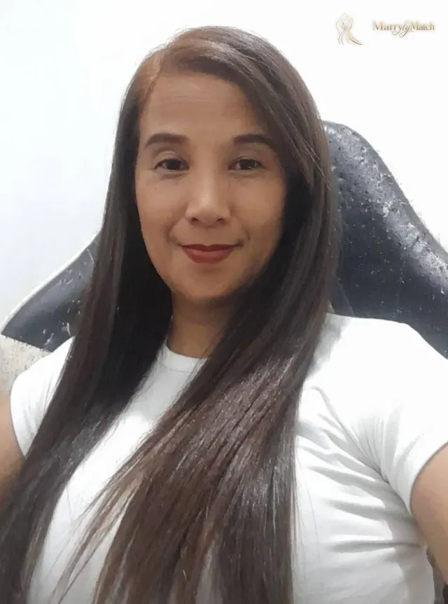 Another photo of Cheryl