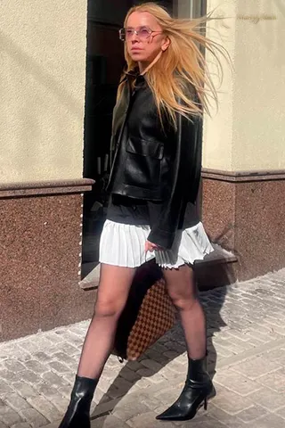 Another photo of LARISA