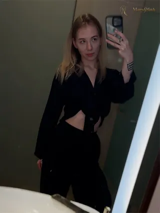 MARIYA, 20