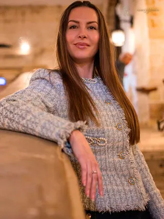 KATERINA, 43