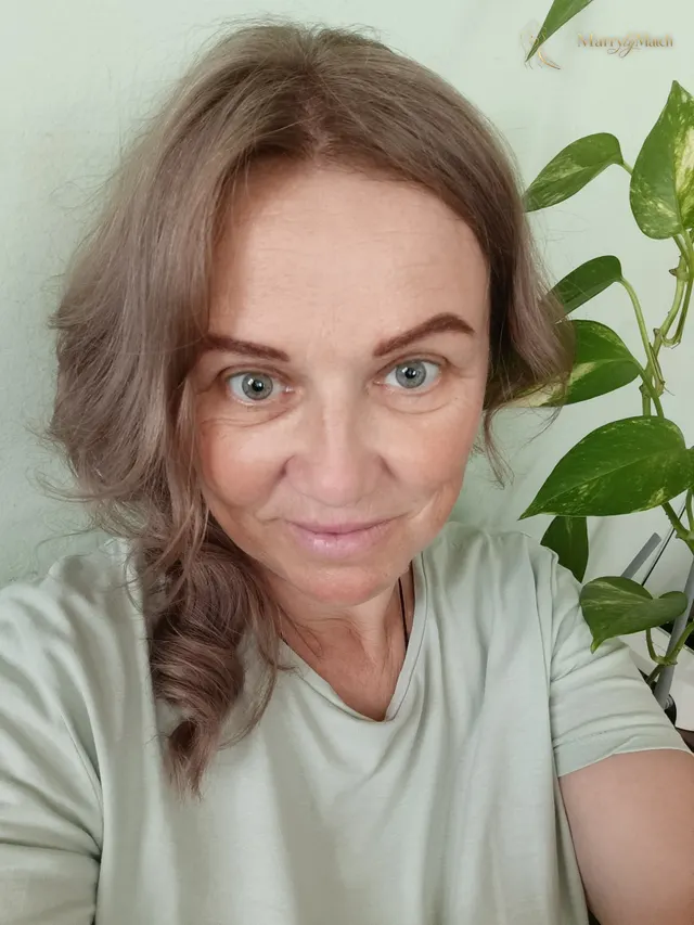 Another photo of Oksana