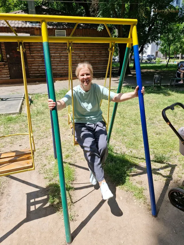 Another photo of Oksana
