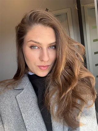 Another photo of DANUTA