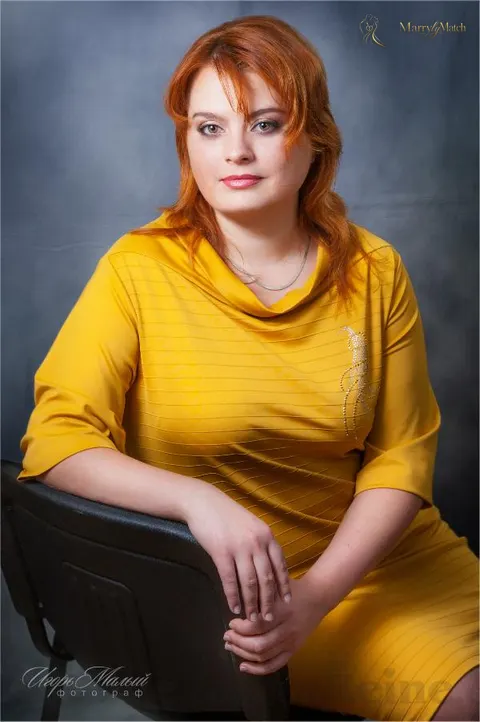 Ekaterina, 44