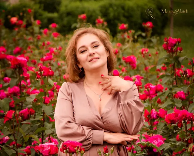 Yulia, 48