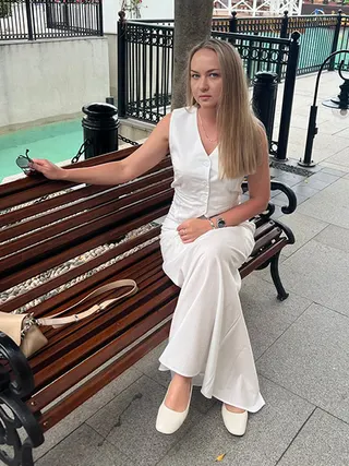 Another photo of YULIYA