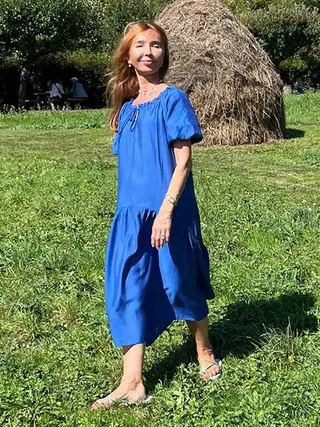 Another photo of LYUDMILA