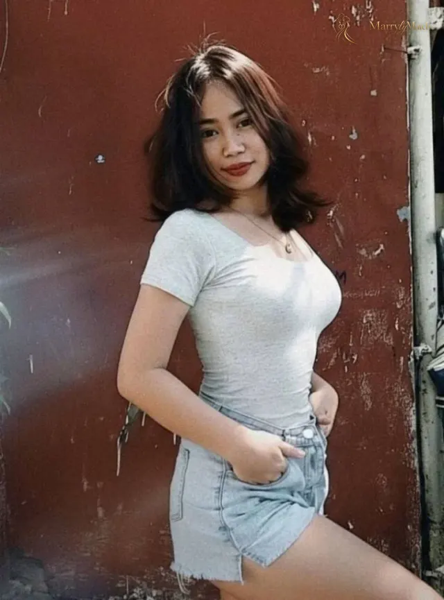 Another photo of Pam