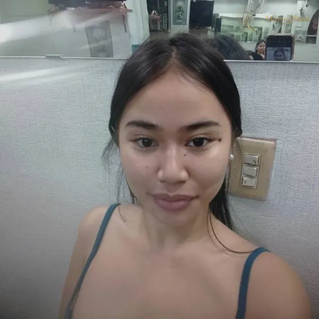 Another photo of Pam