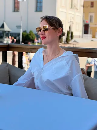 Another photo of SVETLANA