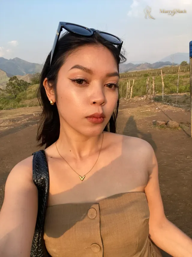 Another photo of Valerie