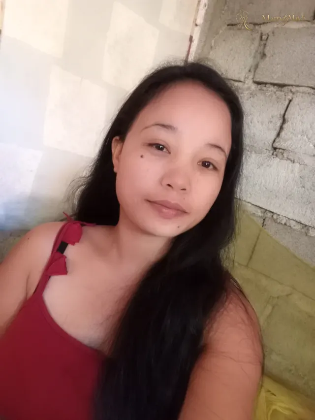 Another photo of Mylene dausan