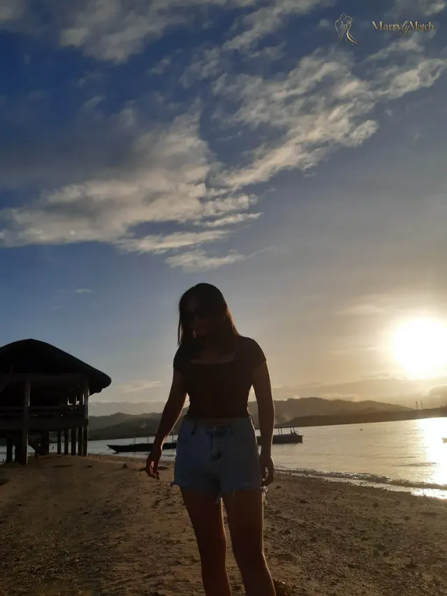 Another photo of Allysa