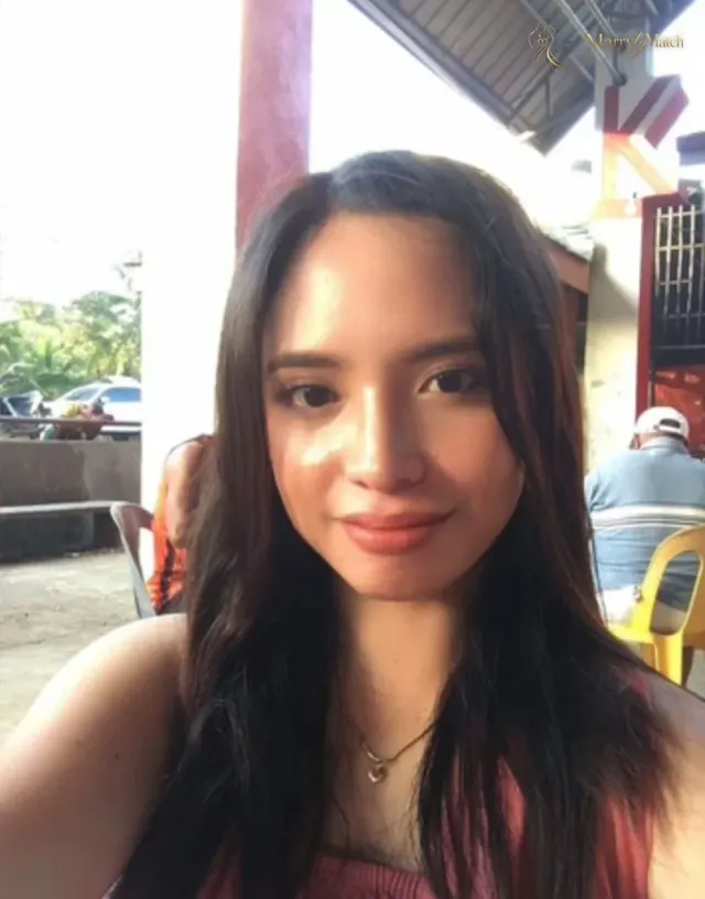 Another photo of Allysa