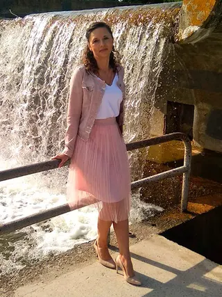 SVETLANA, 52