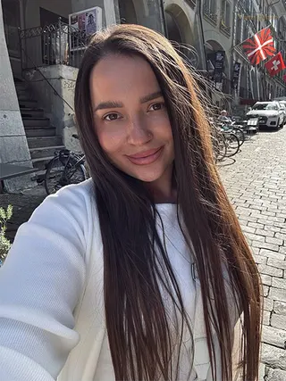 DARYA, 28