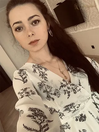 KRISTINA, 31