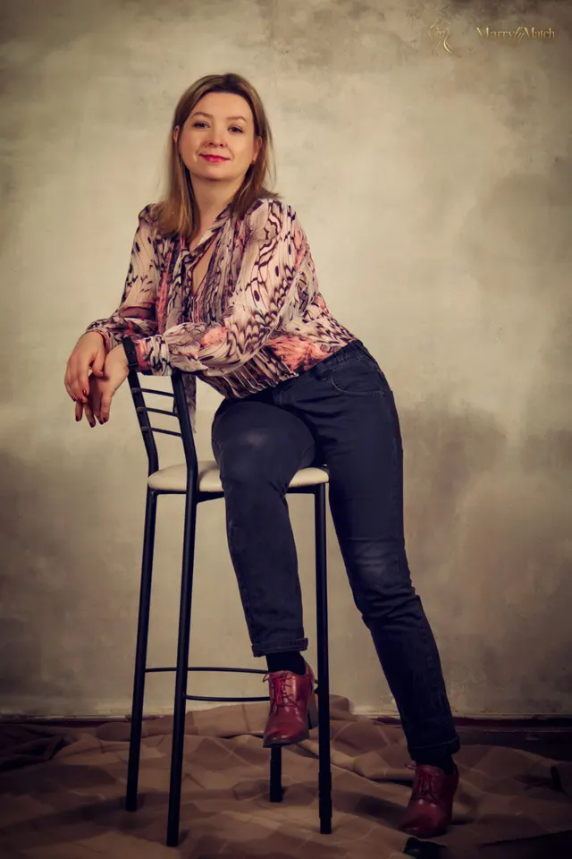 Natalia, 49