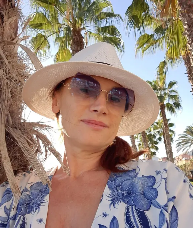 Iryna, 61