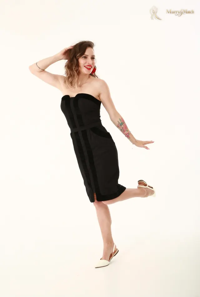 Another photo of Elena