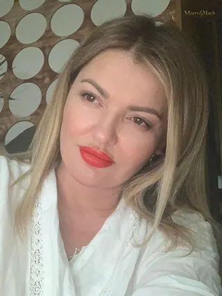 KARINA, 53