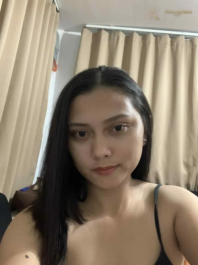 Another photo of Maria