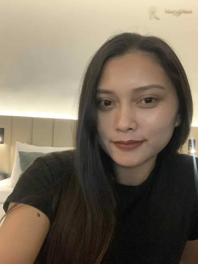 Another photo of Maria