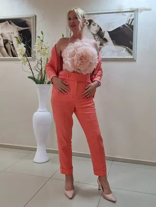 Another photo of ELENA