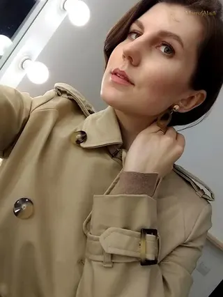 VERONIKA, 36