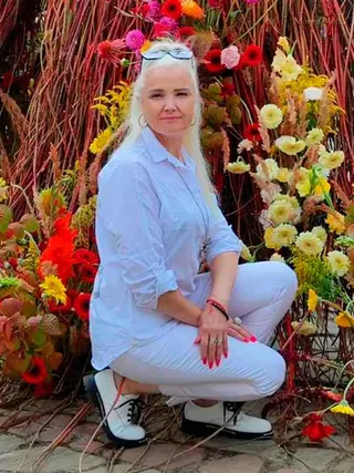 Another photo of SVETLANA