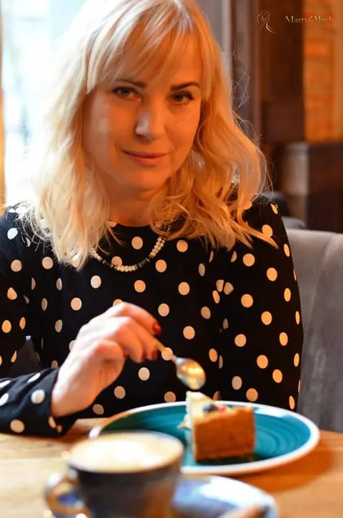 Ludmyla, 62