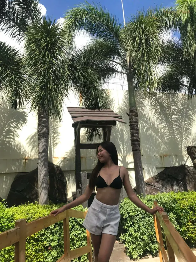 Mariel, 20