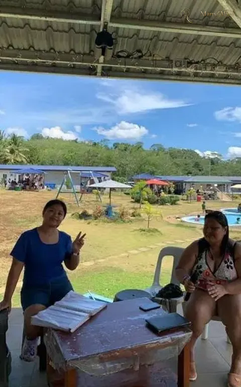Another photo of Mayflor Deluna