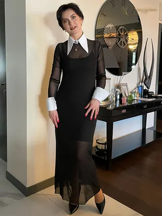 Another photo of VALENTINA