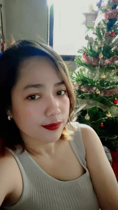Anamie, 31