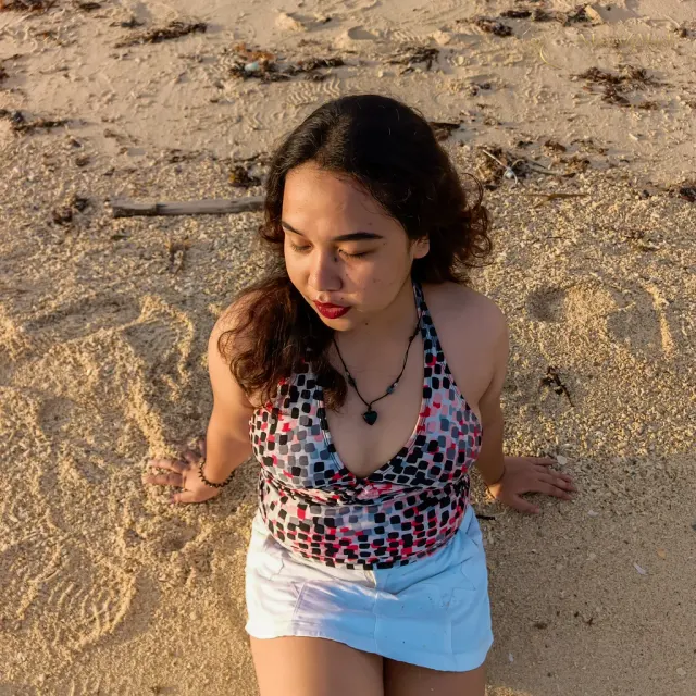 Hanna, 23