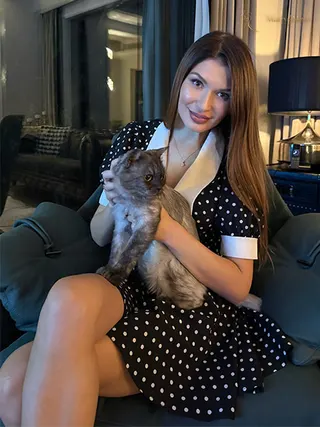 KATERINA, 33