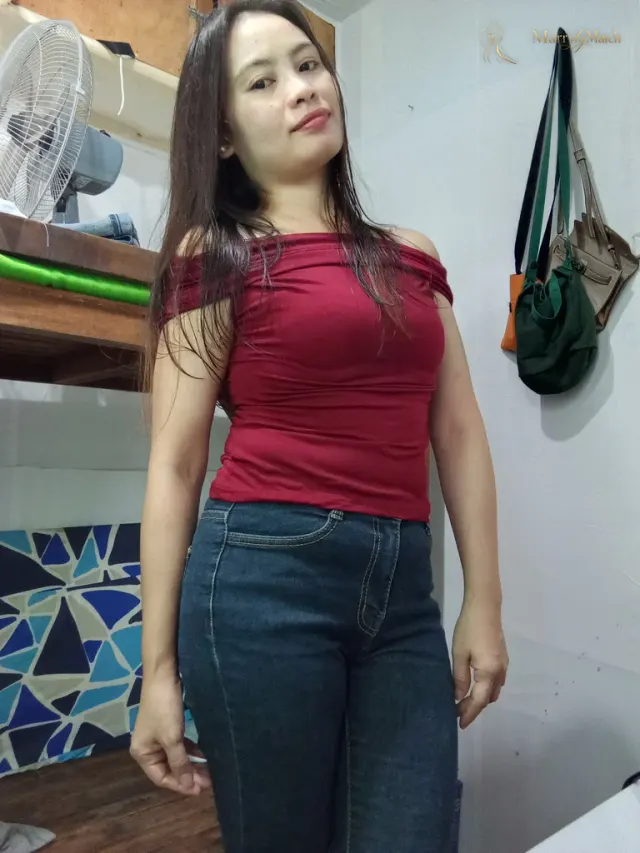 Jenelyn, 35