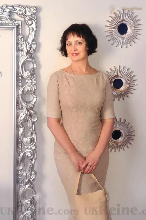 Alla, 55