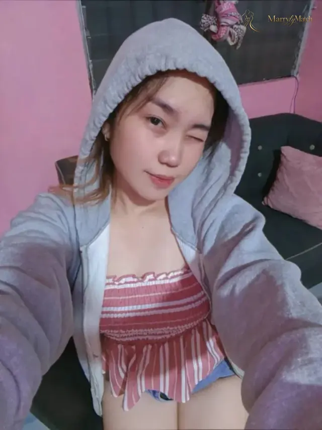 Another photo of Mikmik