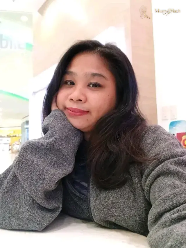 Another photo of Sharlen