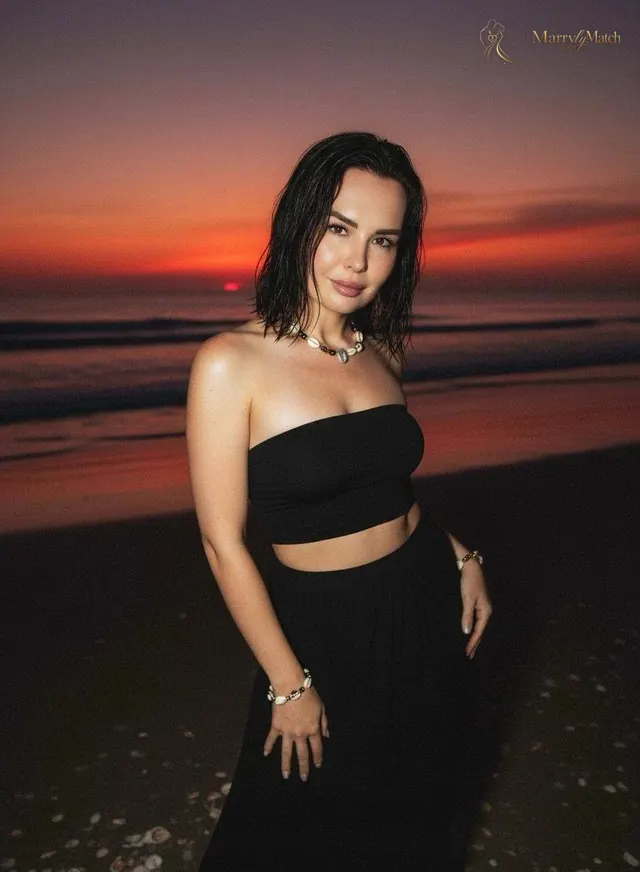 Iryna, 46